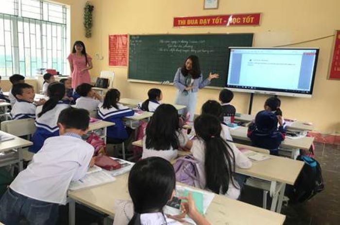 Trường tiểu học thị trấn Thiên Tôn (Ninh Bình) tổ chức dạy học thực nghiệm tài liệu giáo dục địa phương. Ảnh: https://ninhbinh.edu.vn