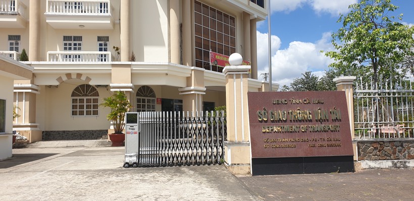 Phó Chánh thanh tra Sở Giao thông vận tải tỉnh Cà Mau bị buộc thôi việc 