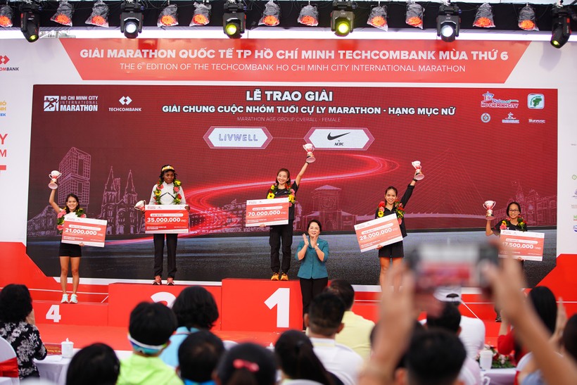Nữ runner Việt Nam ghi dấu ấn ở Giải marathon quốc tế TP HCM Techcombank 2023