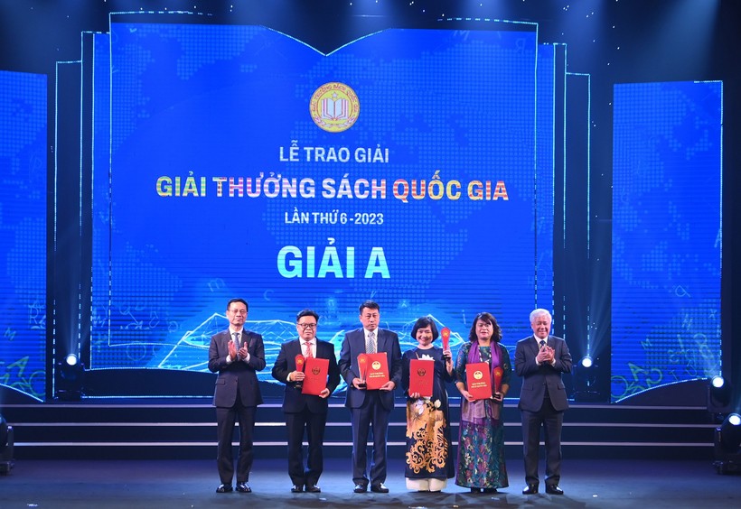 Bộ sách ‘Chào Tiếng Việt’ của NXBGDVN đoạt Giải A Giải thưởng Sách quốc gia 2023