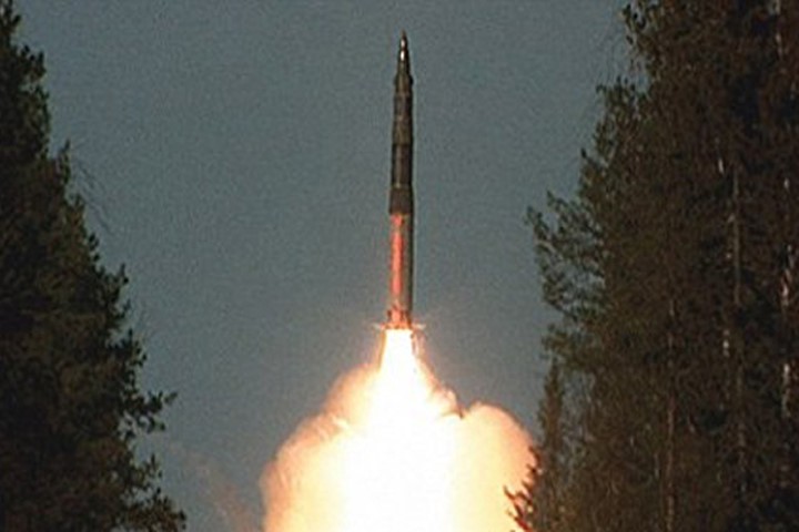 Nga phóng tên lửa Topol thử đầu đạn hạt nhân mới