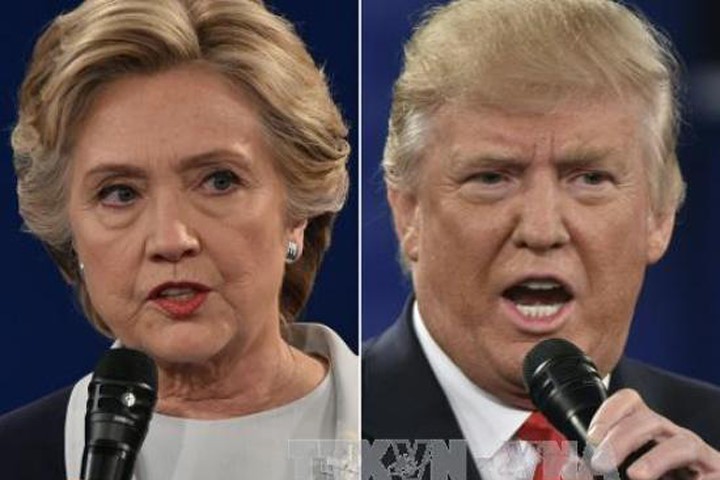 Hai ứng cử viên tổng thống Mỹ năm 2016 Hillary Clinton và Donald Trump thời gian qua đã liên tiếp tiến hành các cuộc vận động tranh cử nhằm vào khối cử tri gốc Á tại các bang còn dao động. Ảnh: AFP/TTXVN