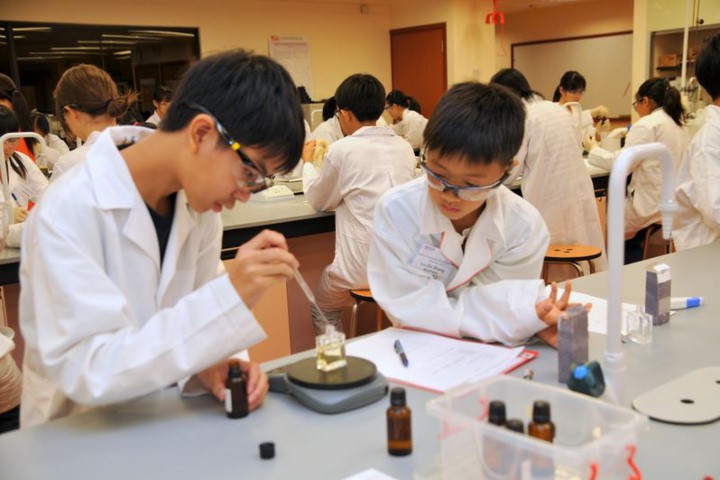 Học sinh Singapore giỏi Toán và Khoa học nhất thế giới