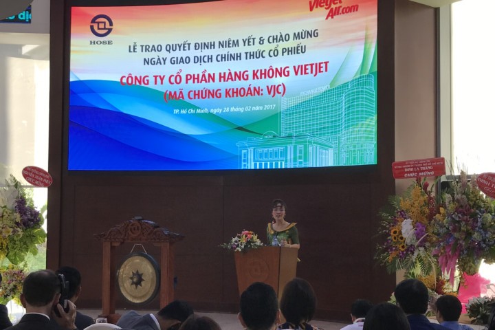 "Bà chủ" Vietjet trở thành người phụ nữ giàu nhất sàn chứng khoán Việt Nam