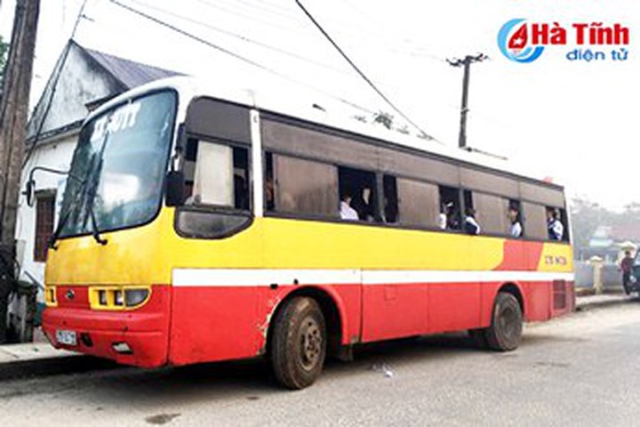 “Xe buýt” trá hình, hết hạn kiểm định từ năm 2013