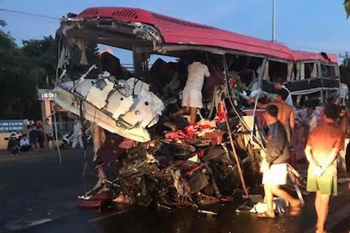 Hiện trường vụ tai nạn thảm khốc ở Gia Lai vào ngày 7/5.