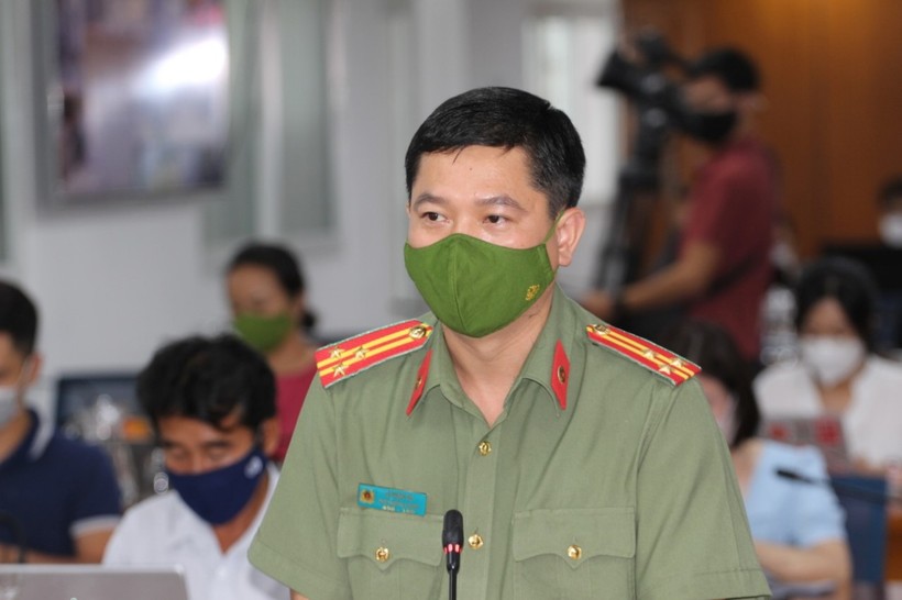 Thượng tá Lê Mạnh Hà, thông tin tại buổi họp báo.