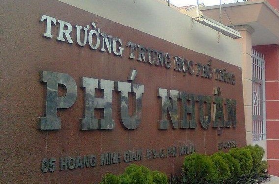 Trường THPT Phú Nhuận.