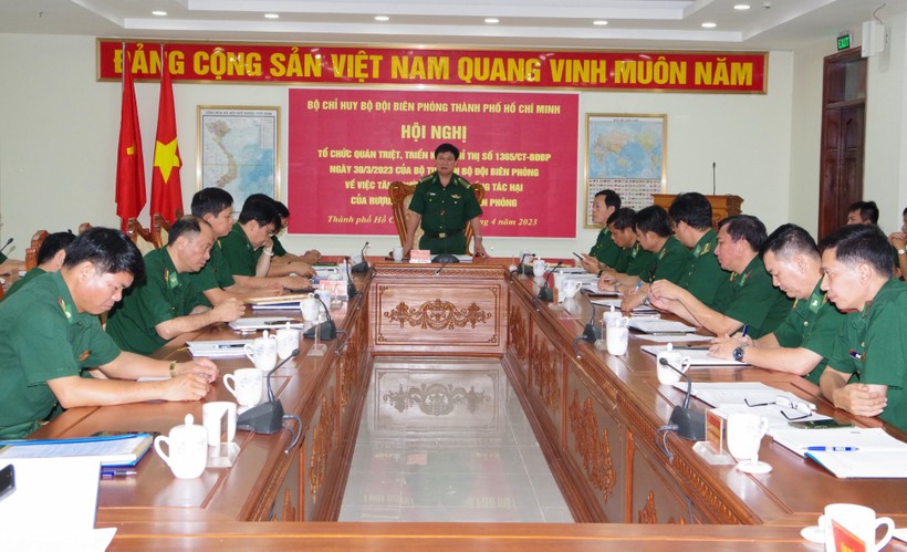 Đại tá Trần Thanh Đức phát biểu tại buổi tổng kết.