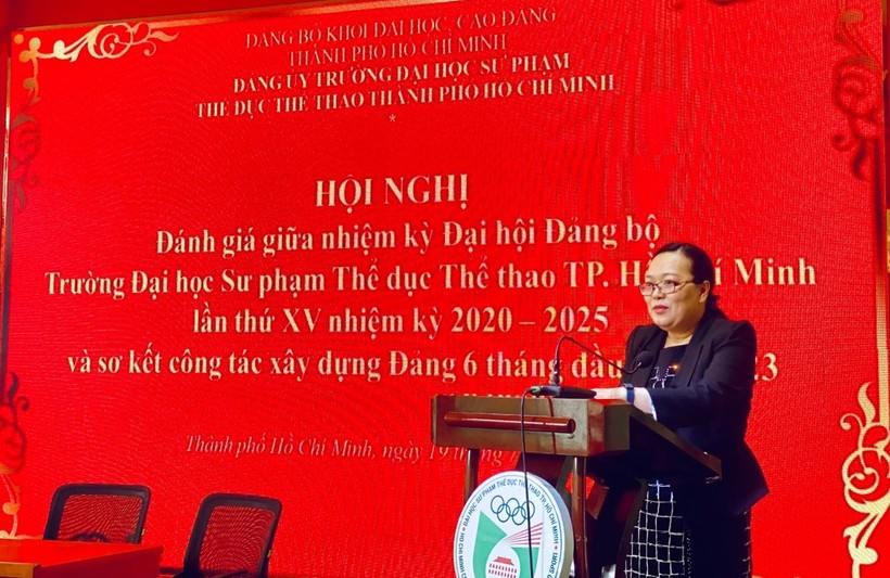 Bà Nguyễn Thị Minh Hồng phát biểu chỉ đạo hội nghị.