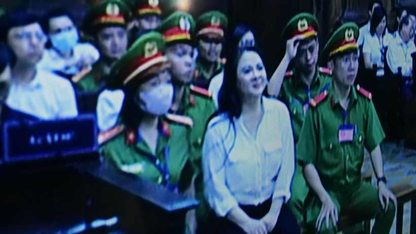 Bà Nguyễn Phương Hằng tại phiên tòa sơ thẩm ngày 21/9 vừa qua.