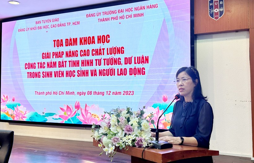 Bà Nguyễn Thị Là Phát biểu tại tọa đàm.