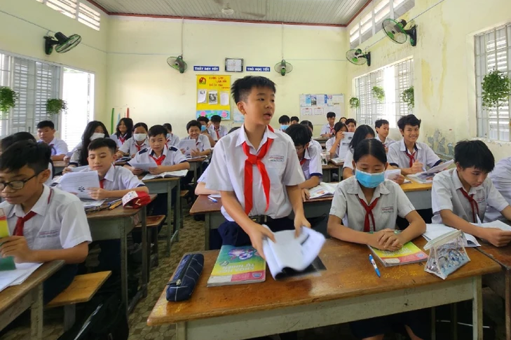 Tiết học của học sinh Trường THCS Trần Quang Khải (quận 12). Ảnh: NQ.