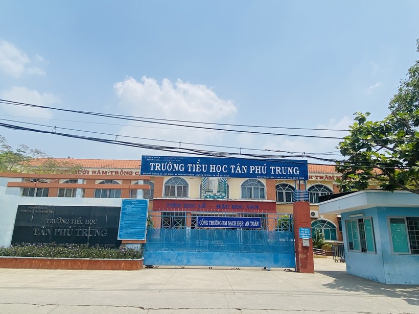 Trường tiểu học Tân Phú Trung.