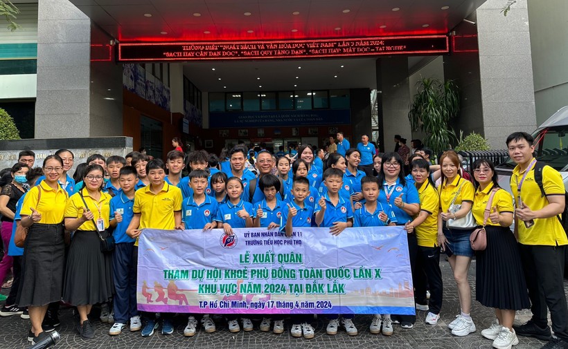 Trường tiểu học Phú Thọ (quận 11) có 6 học sinh tham gia đợt này.
