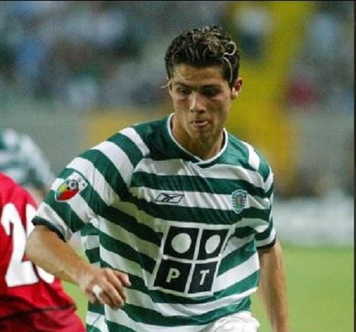 Tên Cristiano Ronaldo được đặt cho học viện thời niên thiếu của anh.