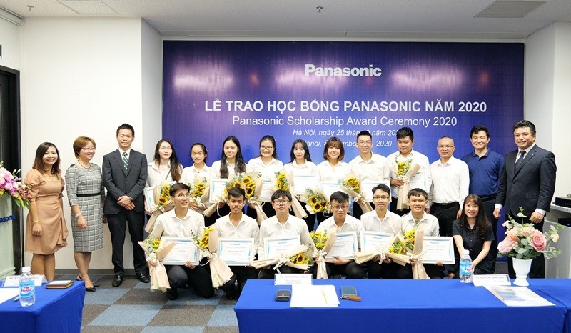 Lễ trao học bổng Panasonic 2020.
