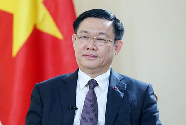 Ủy viên Bộ Chính trị, Bí thư Thành ủy Hà Nội Vương Đình Huệ