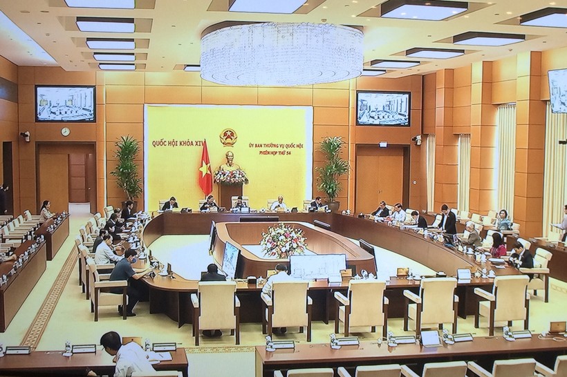 Toàn cảnh phiên họp thứ 54 của Ủy ban Thường vụ Quốc hội Ảnh: VGP/Nguyễn Hoàng