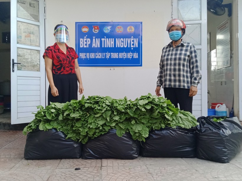 Bắc Giang: Trường Mầm non Đức Thắng - Hiệp Hòa "đỏ lửa" bếp ăn tình nguyện phục vụ khu cách ly y tế