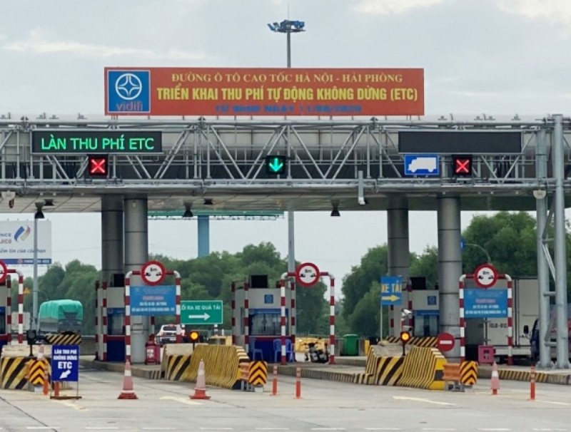Tuyến cao tốc Hà Nội - Hải Phòng bắt đầu thu phí tự động không dừng từ 9 giờ ngày 1/6/2022.