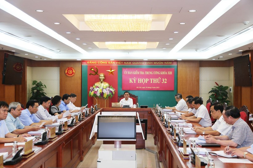 Kỷ luật nhiều nguyên lãnh đạo tỉnh Quảng Ninh