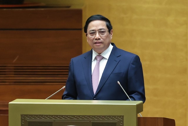 Thủ tướng Phạm Minh Chính nêu rõ, một trong những điểm mới rất quan trọng của Nghị quyết 42 là đã mở rộng ra toàn bộ các nhóm chính sách xã hội cho tất cả các đối tượng. (Ảnh: VGP/Nhật Bắc)