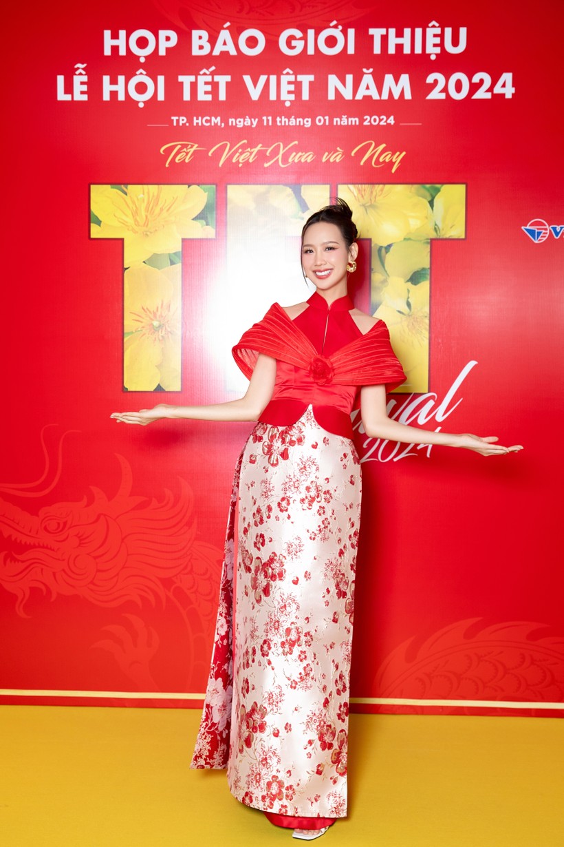 Hoa hậu Bảo Ngọc vinh dự là Đại sứ tại chương trình “Lễ hội Tết Việt 2024”.