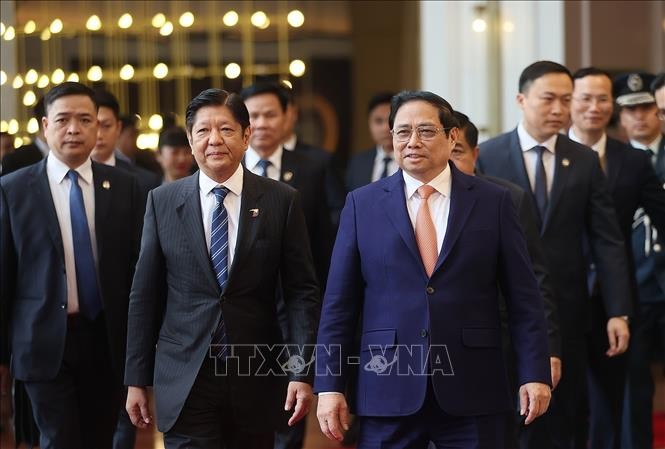 Thủ tướng Phạm Minh Chính và Tổng thống Philippines gặp gỡ doanh nghiệp hai nước