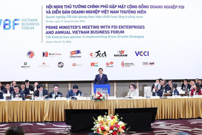 Thủ tướng Phạm Minh Chính phát biểu tại Diễn đàn doanh nghiệp Việt Nam thường niên. (Ảnh: Dương Giang/TTXVN)