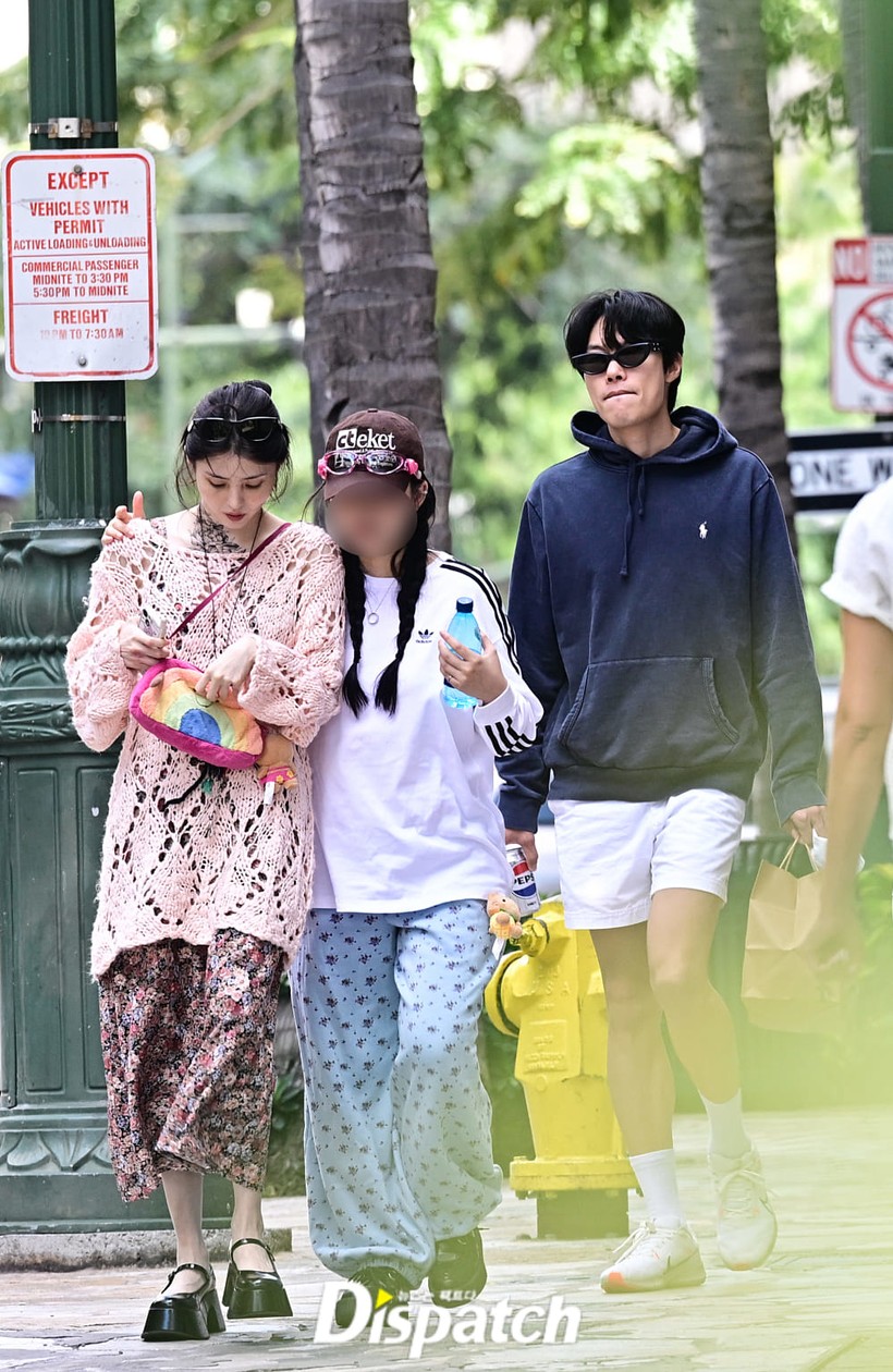 Han So Hee và Ryu Jun Yeol hẹn hò tại Hawaii.