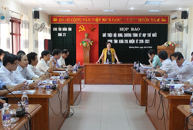 Họp báo tuyên truyền về kỳ họp thứ nhất HĐND tỉnh khóa XVII, nhiệm kỳ 2016 – 2021 của tỉnh Quảng Bình