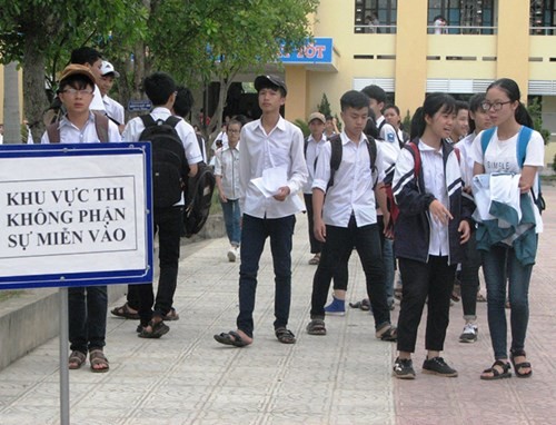 Năm học 2016 - 2017 ngành GD&ĐT tỉnh Quảng Bình sẽ không tổ chức thi tuyển sinh lớp 10 mà chỉ tuyển sinh theo hình thức xét tuyển