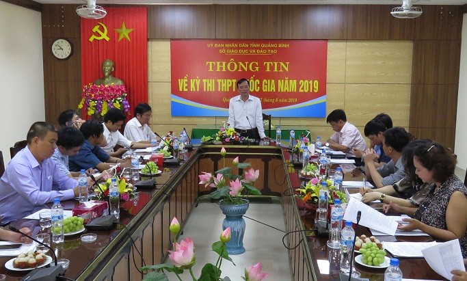 Sở GD&ĐT tỉnh Quảng Bình gặp mặt các cơ quan thông tấn báo chí trong tỉnh nhằm thông tin việc tổ chức kỳ thi THPT Quốc gia năm 2019.