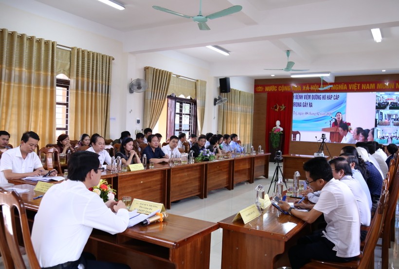 Ngành GD&ĐT Quảng Trị: Hội nghị trực tuyến triển khai phòng chống dịch nCoV