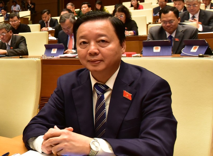 Bộ trưởng Bộ TN&MT Trần Hồng Hà tại kỳ họp thứ 8, Quốc hội khóa XIV
