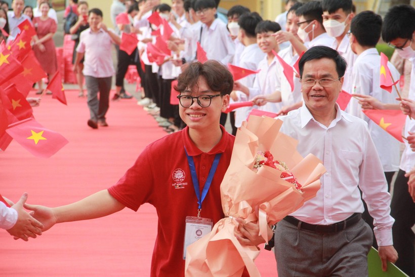 Phan Xuân Hành - chủ nhân HCV Olympic Hóa đầu tiên của Hà Tĩnh.