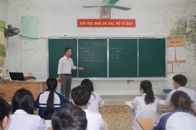 Từ năm học 2023-2024, trường THCS&THPT Dân tộc nội trú Hà Tĩnh sẽ dừng tuyển sinh khối 6 và khối 10.