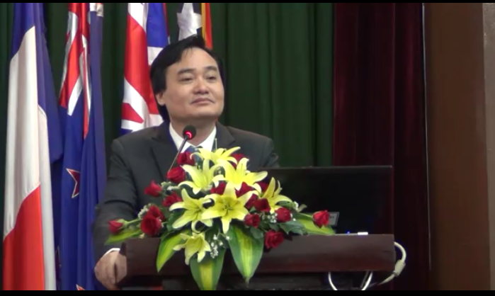 Bộ trưởng Phùng Xuân Nhạ phát biểu tại lễ kỉ niệm 20 năm thành lập SEAMEO RETRAC