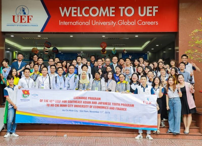 Đoàn đại biểu Tàu Thanh niên Đông Nam Á và Nhật Bản ghé thăm UEF
