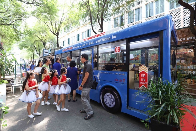 Năm 2020, TP.HCM ưu tiên chuyển đổi, đưa vào sử dụng nhiều xe buýt sử dụng nhiên liệu sạch 