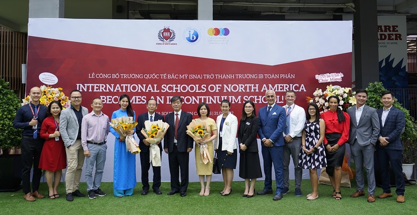 Các đại biểu tham dự lễ công bố Trường Quốc tế Bắc Mỹ trở thành trường IB Toàn phần  