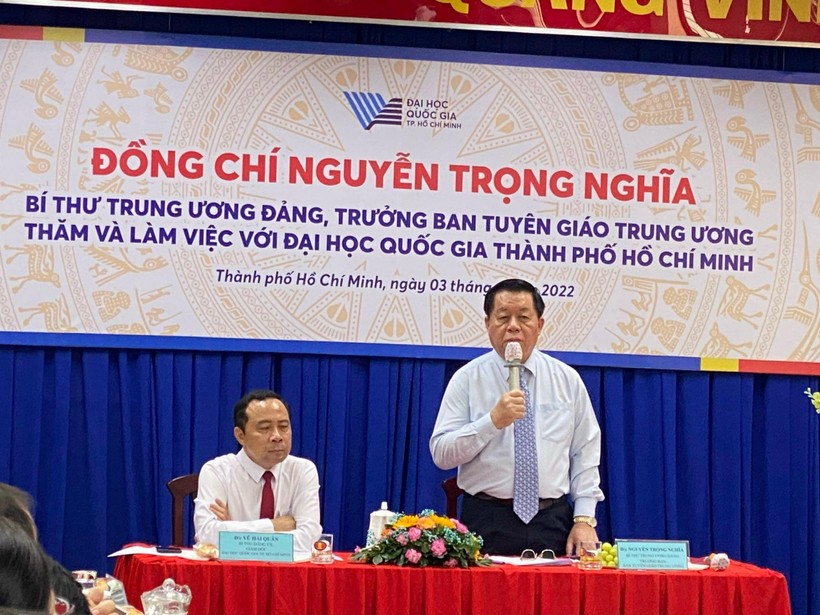 Ông Nguyễn Trọng Nghĩa - Bí thư Trung ương Đảng, Trưởng Ban Tuyên giáo Trung ương phát biểu tại buổi làm việc
