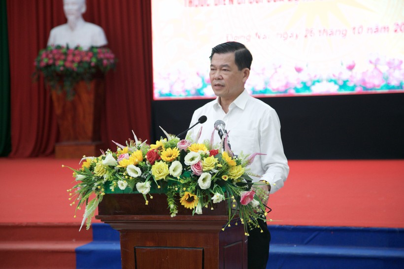 Bí thư Tỉnh uỷ Đồng Nai - Nguyễn Hồng Lĩnh phát biểu tại buổi đối thoại.