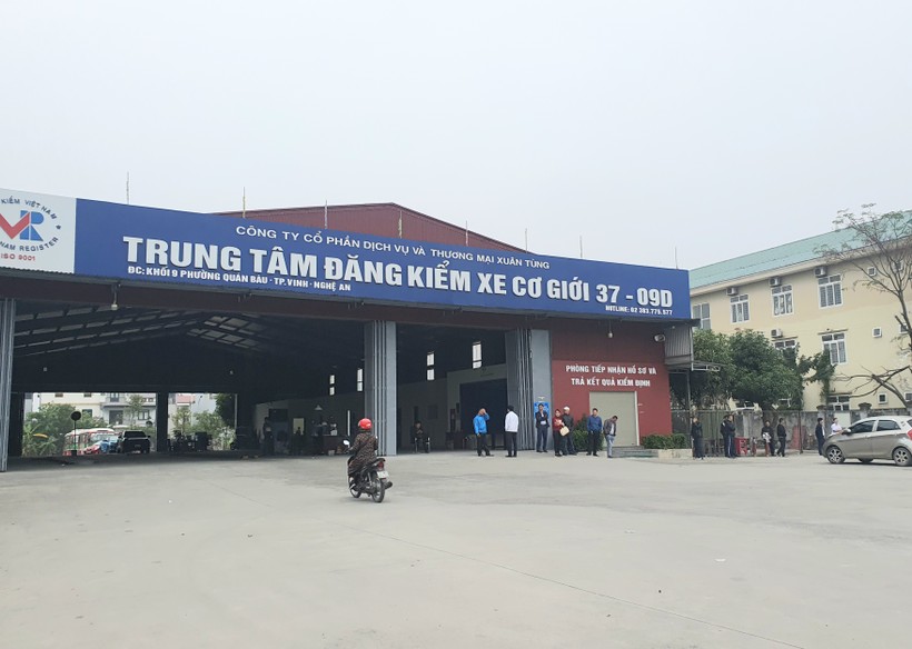 Trung tâm Đăng kiểm xe cơ giới 37-09D tại phường Quán Bàu, TP Vinh. 