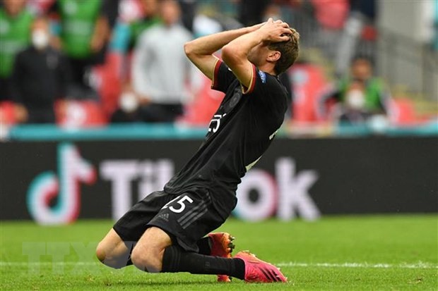 Tuyển Đức trở thành khán giả của Euro sau trận thua trước tuyển Anh.