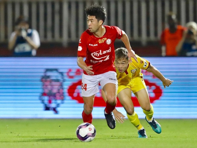 Lee Nguyễn hiện chưa tái ký hợp đồng với CLB TP HCM