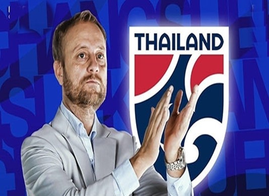 HLV Mano Polking đặt mục tiêu vô địch AFF Cup cùng tuyển Thái Lan.