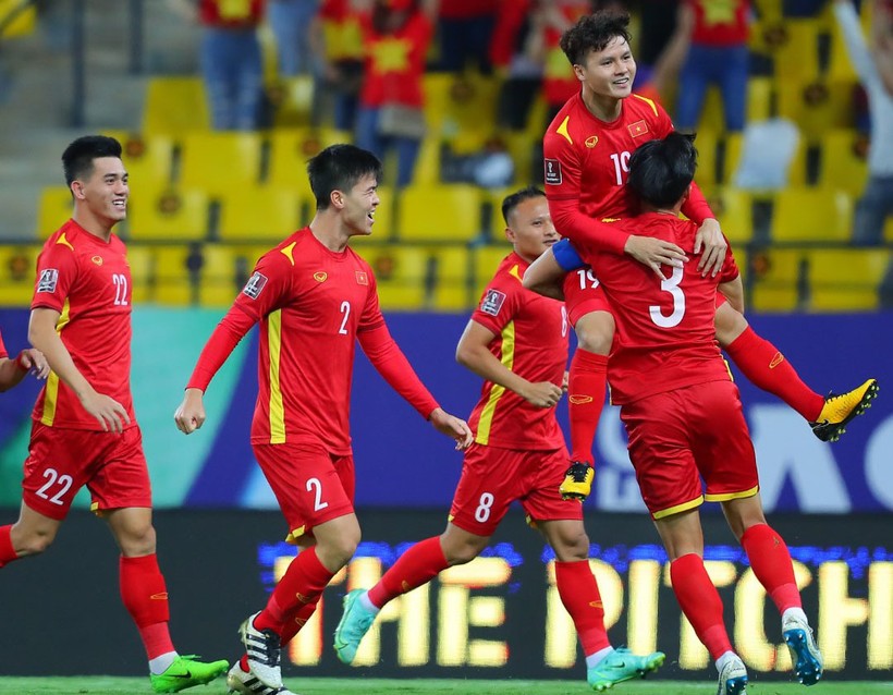 Tuyển Việt Nam được kỳ vọng sẽ vượt qua Thái Lan ở bán kết AFF Cup.