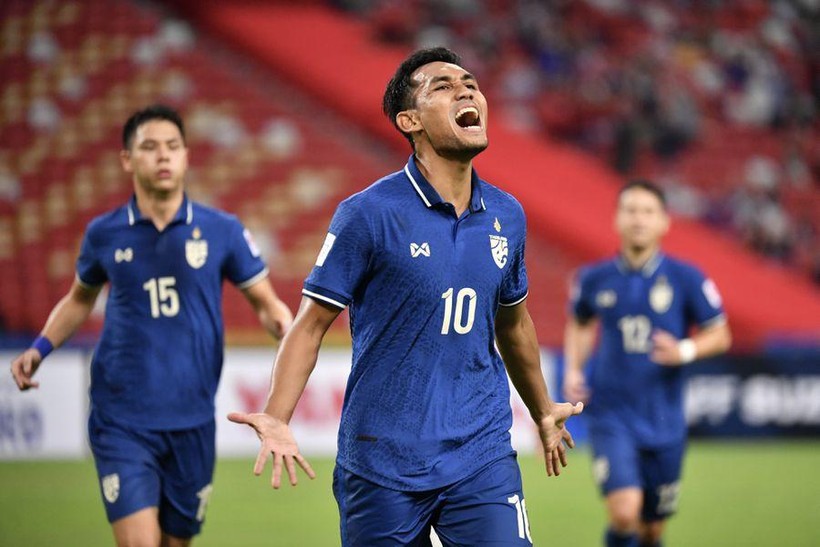 Thái Lan có chiến thắng ấn tượng trước Indonesia ở chung kết lượt đi AFF Cup 2020.